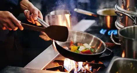 emploi cuisinier Rennes-4